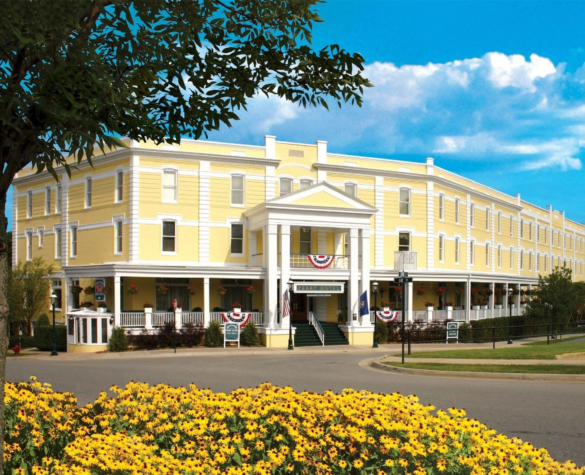 Perry Hotel Petoskey Exteriör bild